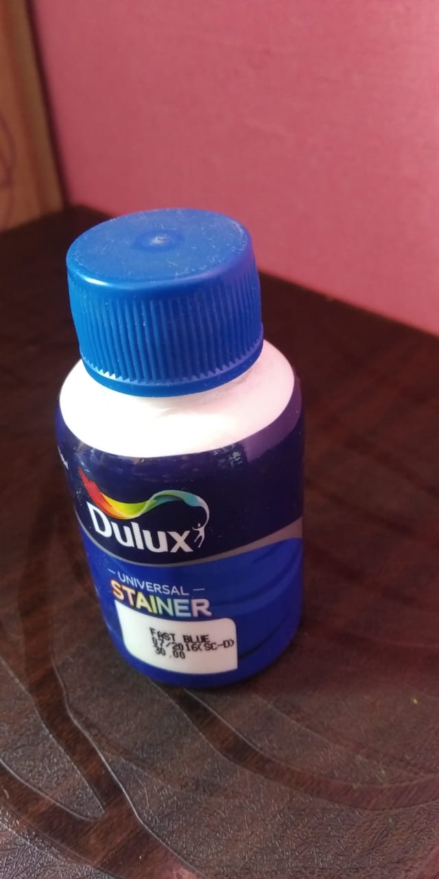 Dulux universal stainer Blue 
